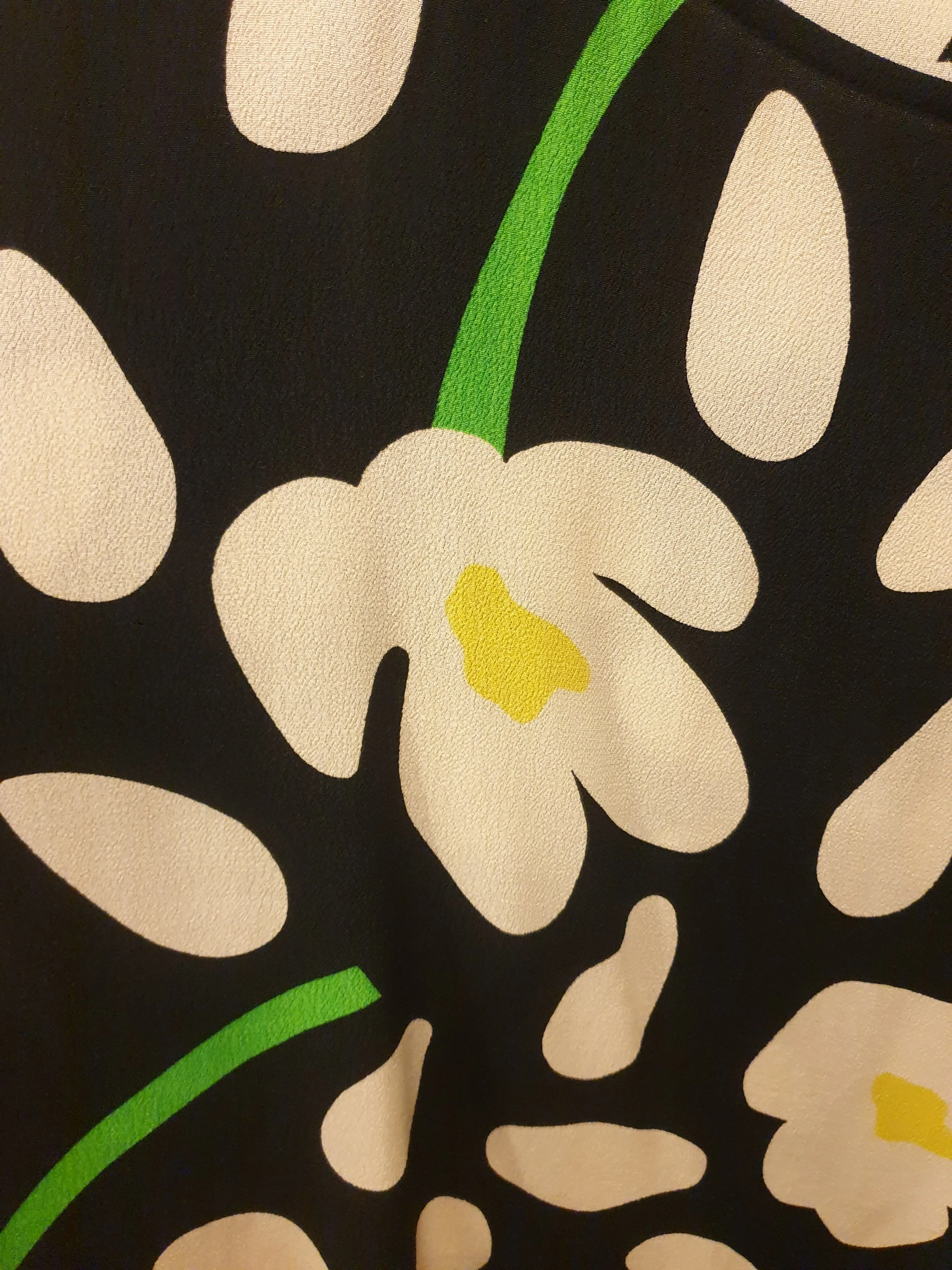 Gorman black and daisy print top size 14