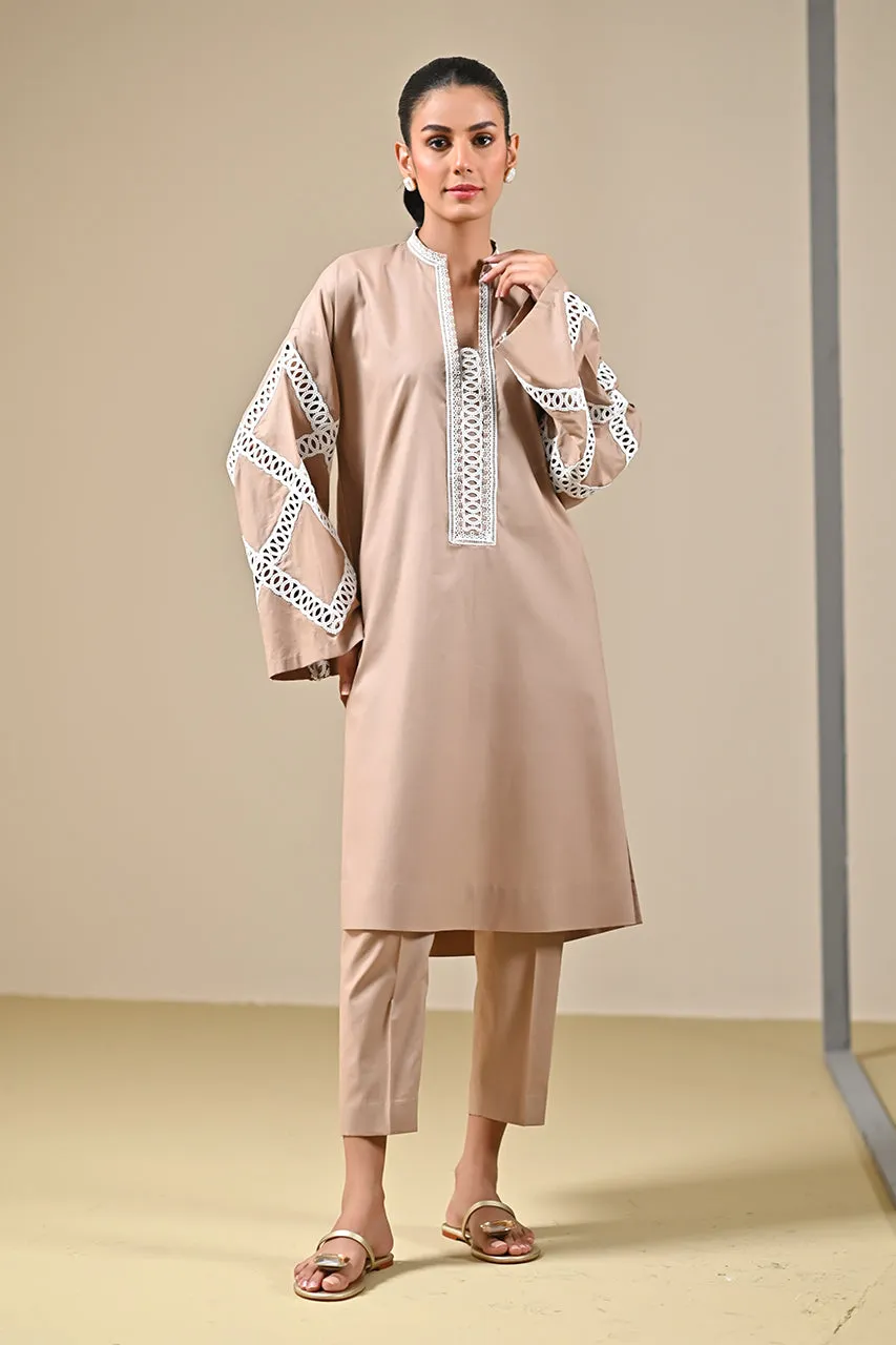 Nur Summer Staples Drop Ii '24 - Beige Sophistication