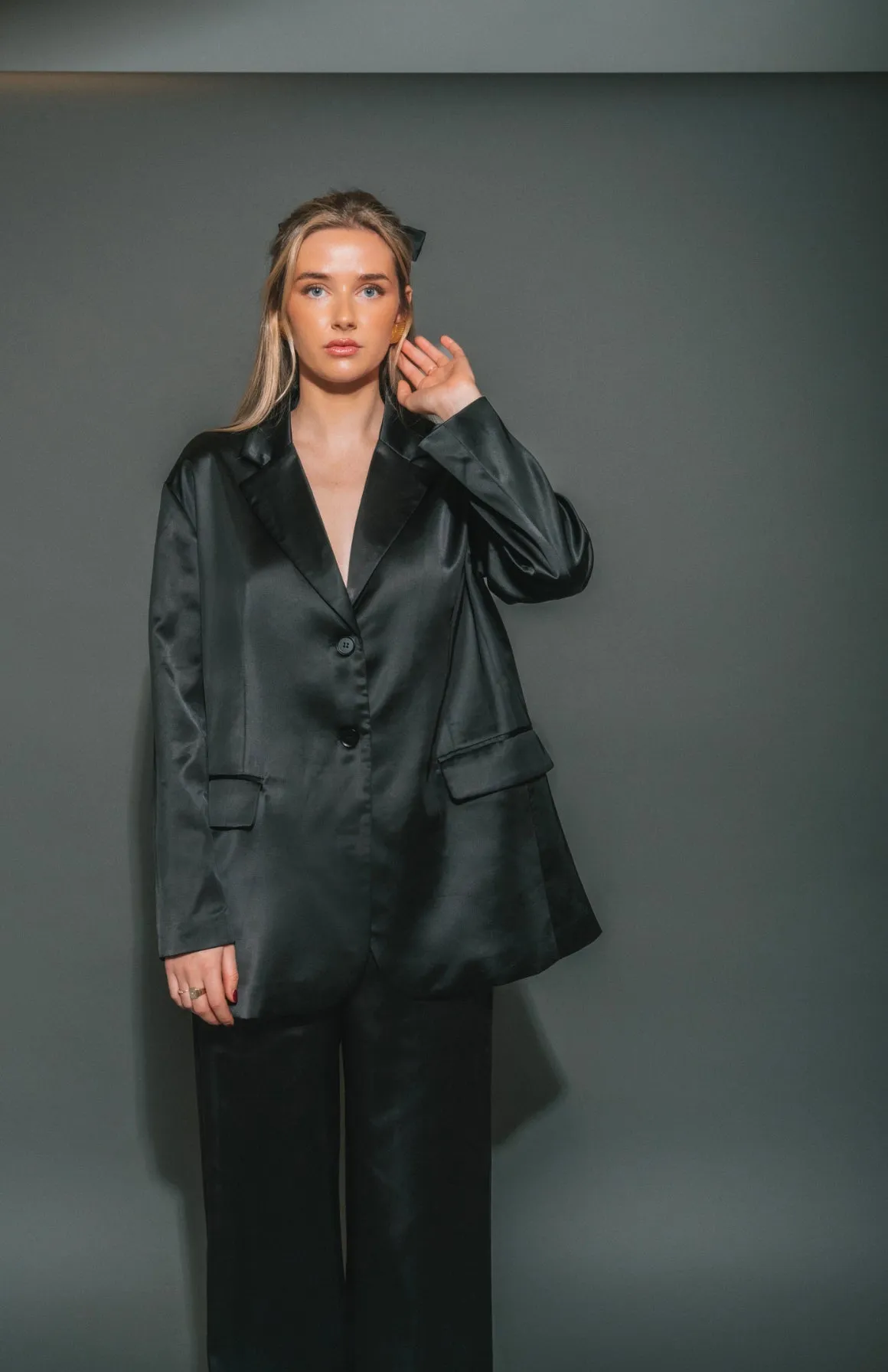 Satin Oversized Blazer | Black